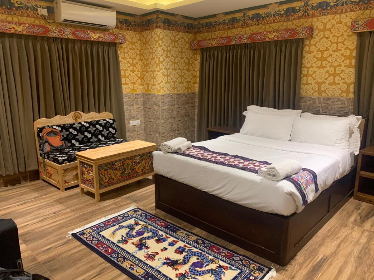 White Dragon Hotel Punakha Extérieur photo